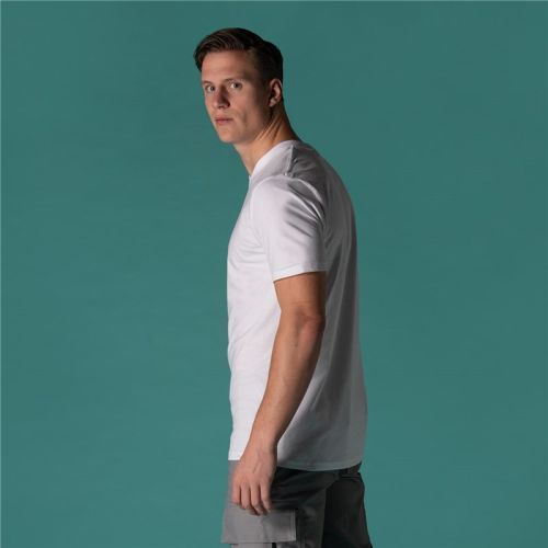 c5f79a6c-609f-454e-befd-c4563361332c