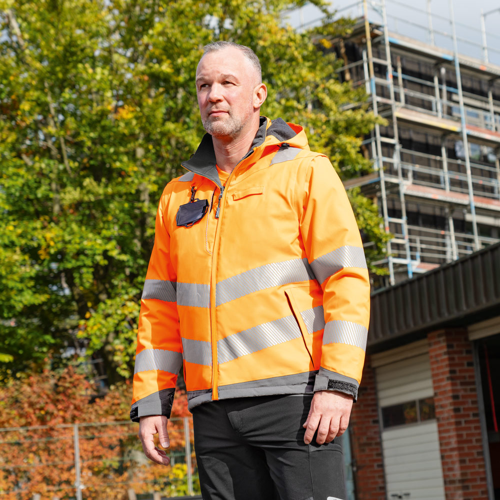 22432_bild_06_scene_elysee_warnschutzjacke